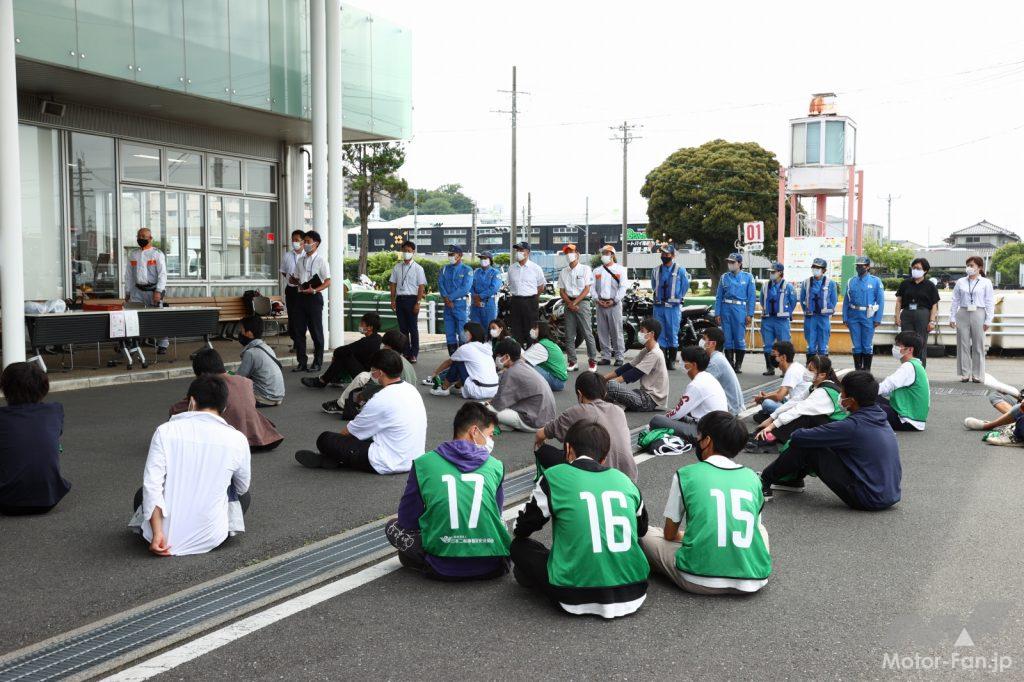 「高校生がバイクに安全に乗るために！『令和3年度　高校生の自動二輪者等の交通安全講習』が埼玉県和光市のレインボーモータースクールで開催」の21枚目の画像