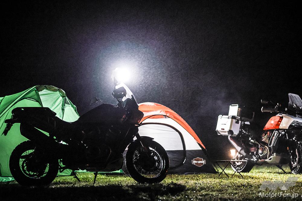 「キャンプと相性がいいバイク。ハーレーダビッドソン・パンアメリカ 1250 で楽しむ、ワイルドなバイクライフ。」の1枚目の画像