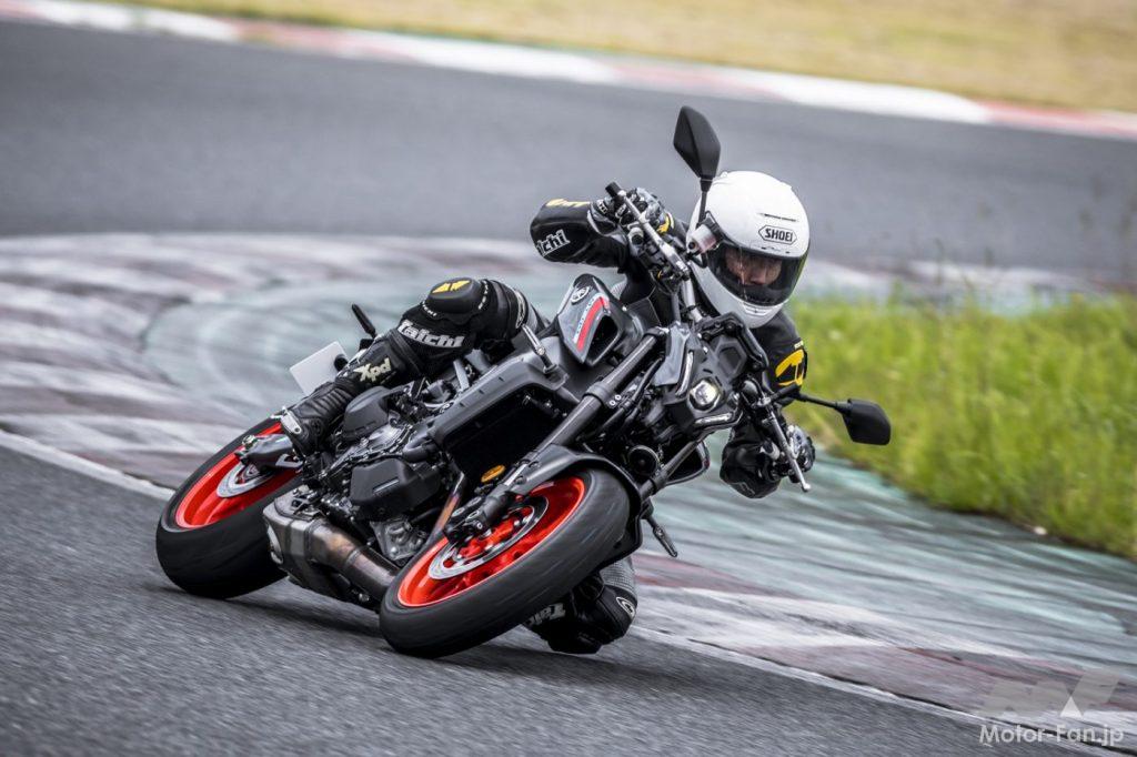 「ヤマハの新型3気筒スポーツ「MT-09/SP ABS 」、その大胆な進化を堪能してみた。」の35枚目の画像