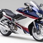 600cc〜800ccバイク/ミドルクラスおすすめ20選｜国内モデル価格比較 - ホンダ VFR800X