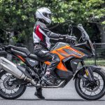 「これほどの性能、どこへ出かけようかと悩んでしまう。｜KTM1290 SUPER ADVENTURE S試乗レポート」の11枚目の画像ギャラリーへのリンク