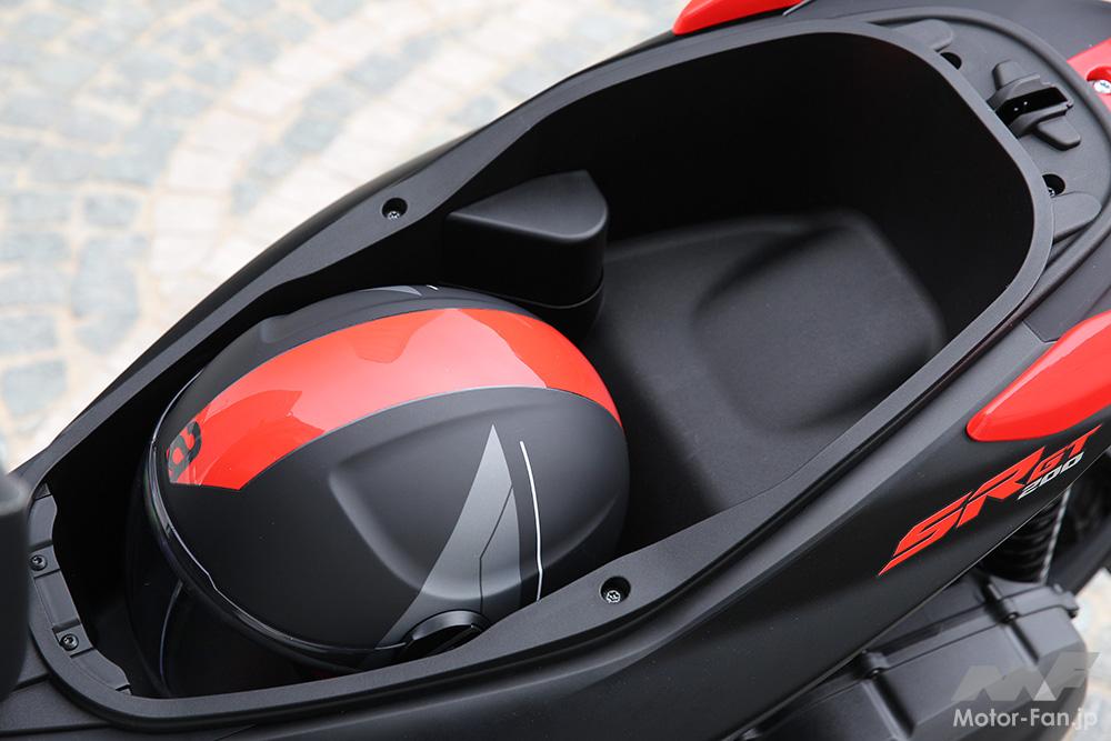 「SR GT 200/125｜アプリリアがカラフルな新型スクーターを発表！ 排気量は174cc＆125cc【EICMA 2021】」の47枚目の画像