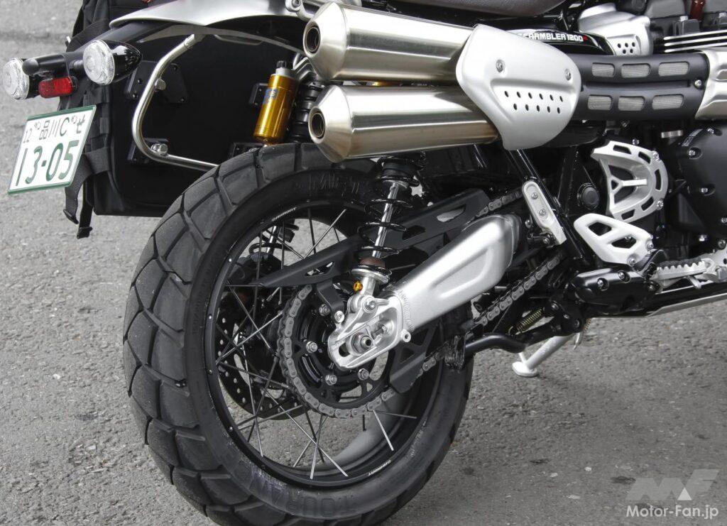 「けっこうデカい！ずっしり系。トライアンフ ・スクランブラー1200XCは、男のためのタフネスバイクだ。」の18枚目の画像