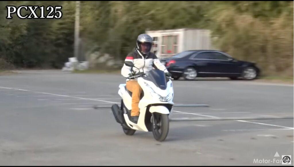 「【動画・モトチャンプTV】新旧乗り比べも。ケニー佐川がホンダPCXを試乗解説」の3枚目の画像