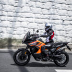 「これほどの性能、どこへ出かけようかと悩んでしまう。｜KTM1290 SUPER ADVENTURE S試乗レポート」の35枚目の画像ギャラリーへのリンク