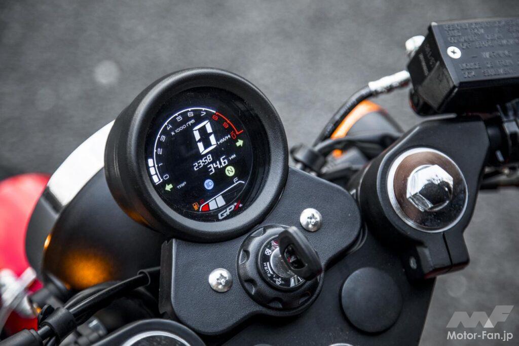 「税込み50万円以下の250ccのミッションバイク。｜GPX レジェンド250ツイン試乗」の14枚目の画像