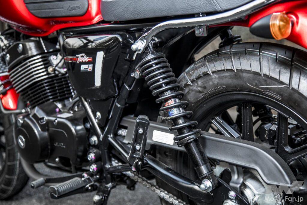 「税込み50万円以下の250ccのミッションバイク。｜GPX レジェンド250ツイン試乗」の22枚目の画像