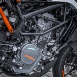 「KTM125DUKE試乗レポ｜125ccなのに400ccクラスの立派な車格、標準装備のラジアルタイヤもなかなかイイ。」の10枚目の画像ギャラリーへのリンク