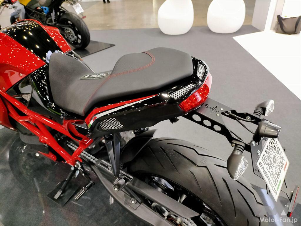 「航続距離420km、免許はAT限定大型二輪以上！｜MotoEにマシン供給するイタリアのスーパースポーツ電動バイク「ENERGICA（エネルジカ）」」の19枚目の画像