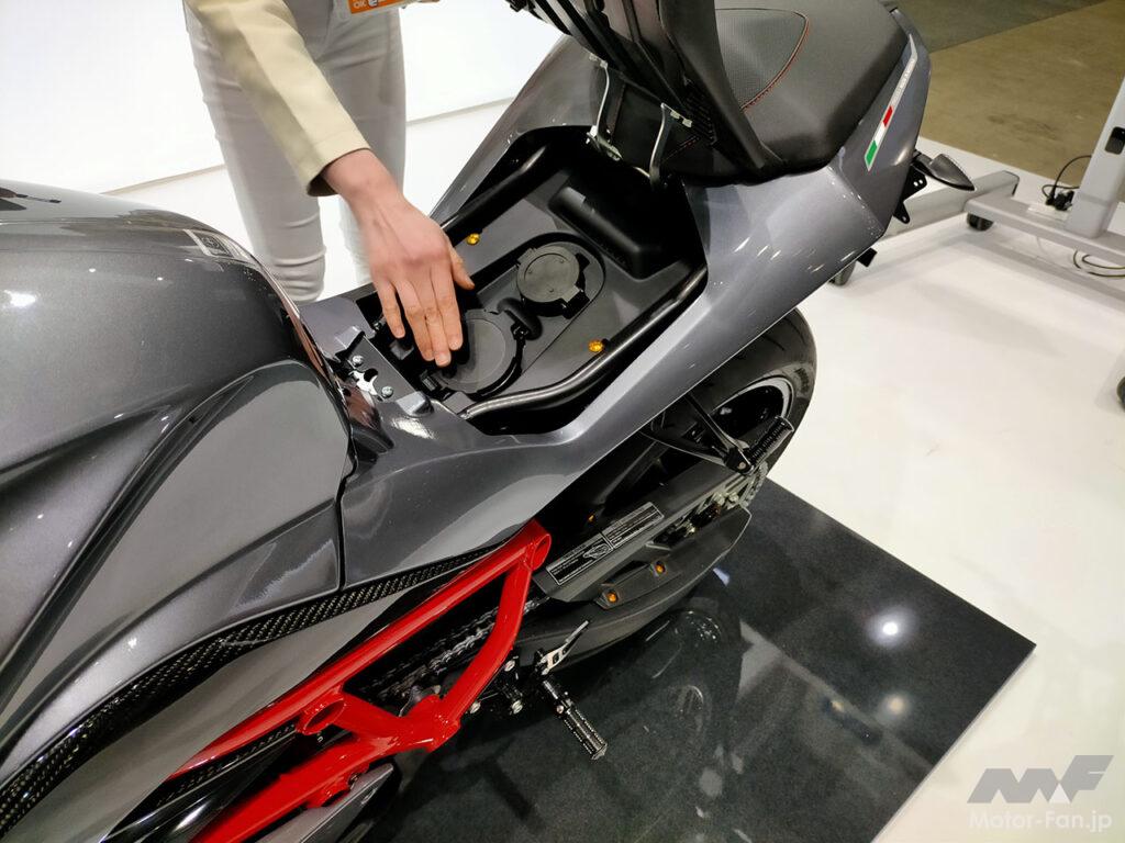 「航続距離420km、免許はAT限定大型二輪以上！｜MotoEにマシン供給するイタリアのスーパースポーツ電動バイク「ENERGICA（エネルジカ）」」の9枚目の画像