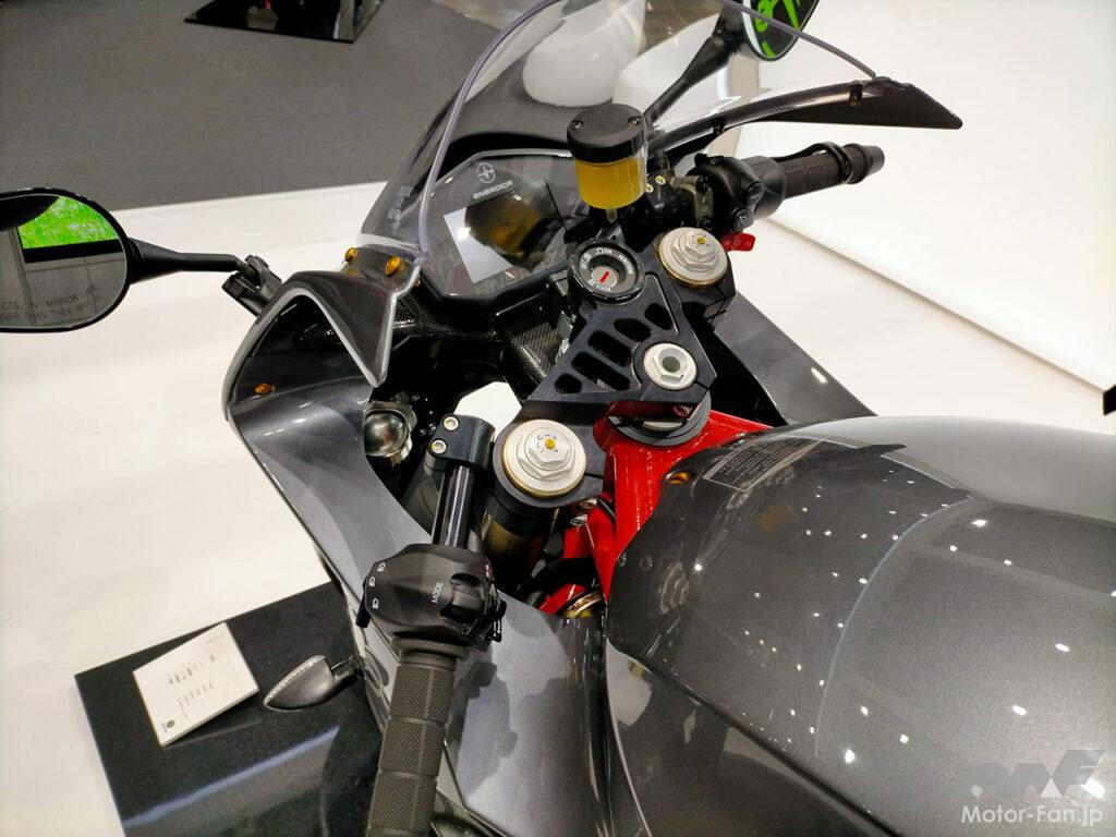「航続距離420km、免許はAT限定大型二輪以上！｜MotoEにマシン供給するイタリアのスーパースポーツ電動バイク「ENERGICA（エネルジカ）」」の10枚目の画像