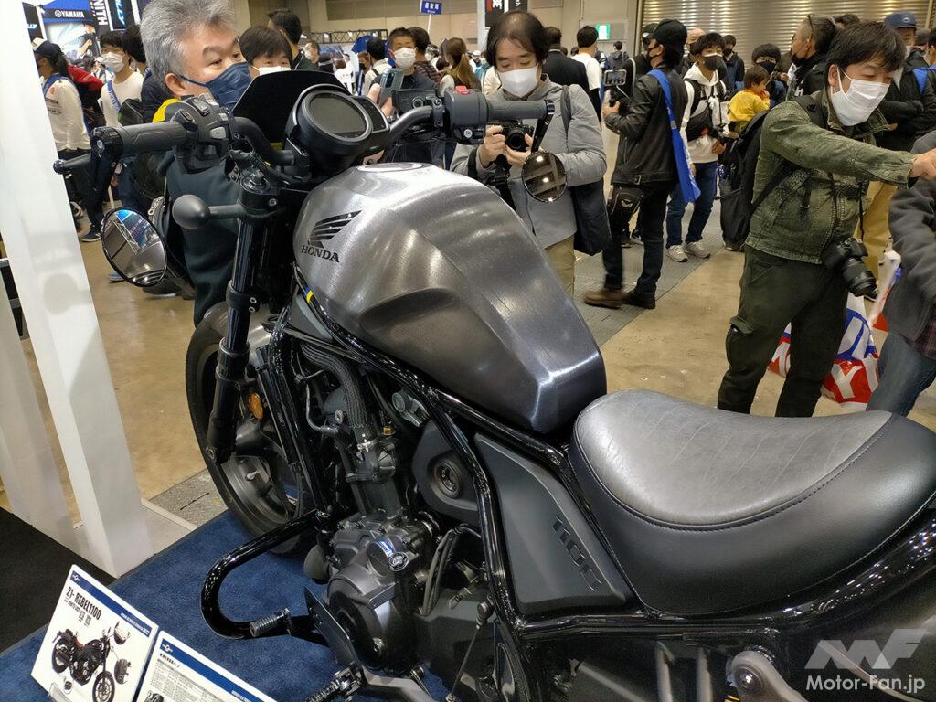 「マフラーを右側2本出しに変更！モリワキが創ったホンダ レブル1100改｜東京モーターサイクルショー2022」の13枚目の画像