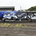 スズキ、天竜浜名湖鉄道「KATANA ラッピング列車」、新色にリニューアル - 0012_