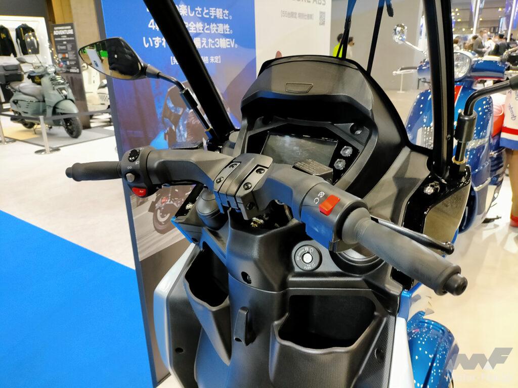 「前二輪、屋根付き、電動。国内電動バイクメーカー・アイディア3輪「AA-1」。」の9枚目の画像