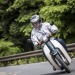 「ホンダ・スーパーカブ110試乗｜新型はレジャーバイクとしての魅力が大幅アップ!!」の14枚目の画像ギャラリーへのリンク