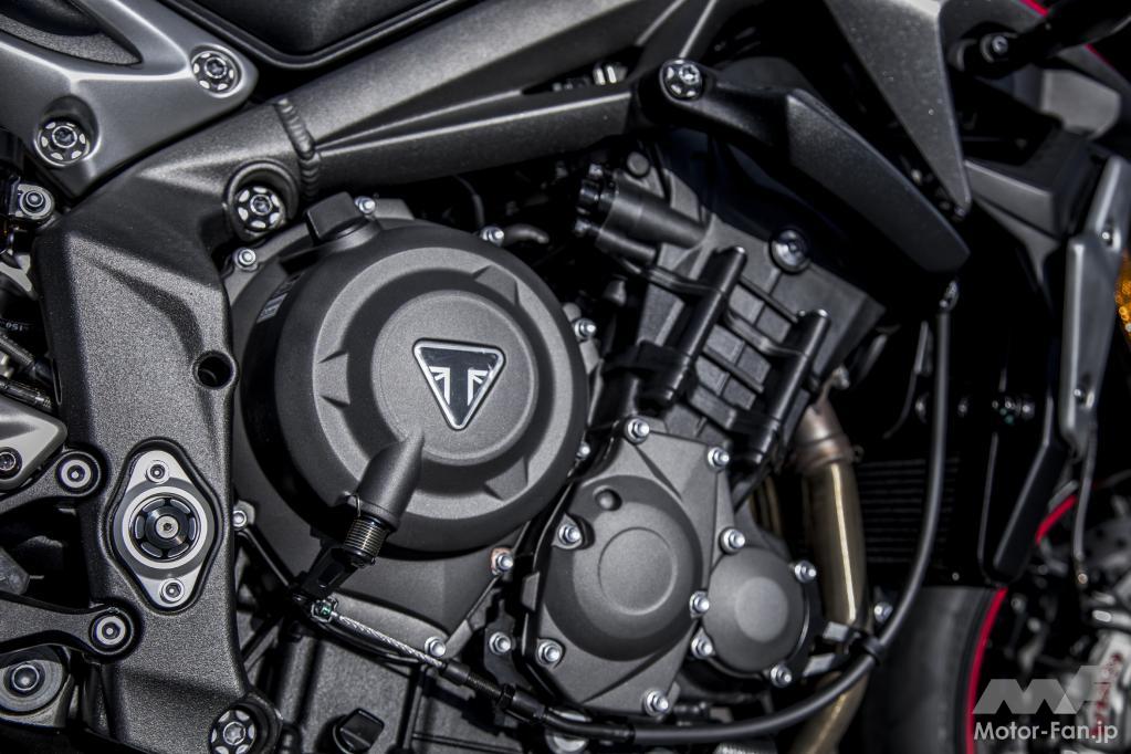 「ストリート トリプル RS試乗｜レーシングスペックを継承する765cc・3気筒エンジンは、ある意味ストリート最強かも？／トライアンフ」の16枚目の画像