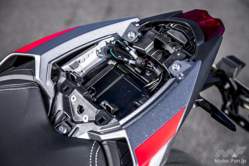 「ストリート トリプル RS試乗｜レーシングスペックを継承する765cc・3気筒エンジンは、ある意味ストリート最強かも？／トライアンフ」の25枚目の画像