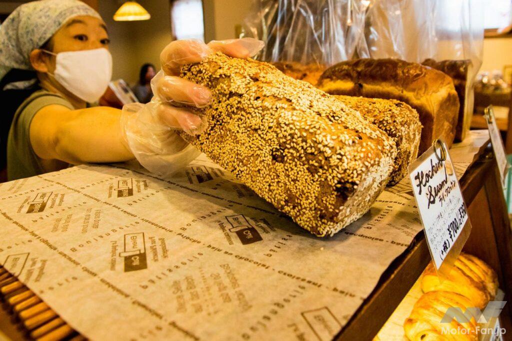 「まるで南フランスのようなテラスでおいしいパンが食べ放題！【東京・奥多摩ツーリング／第十六回　あきる野　ラ・フーガス】」の8枚目の画像