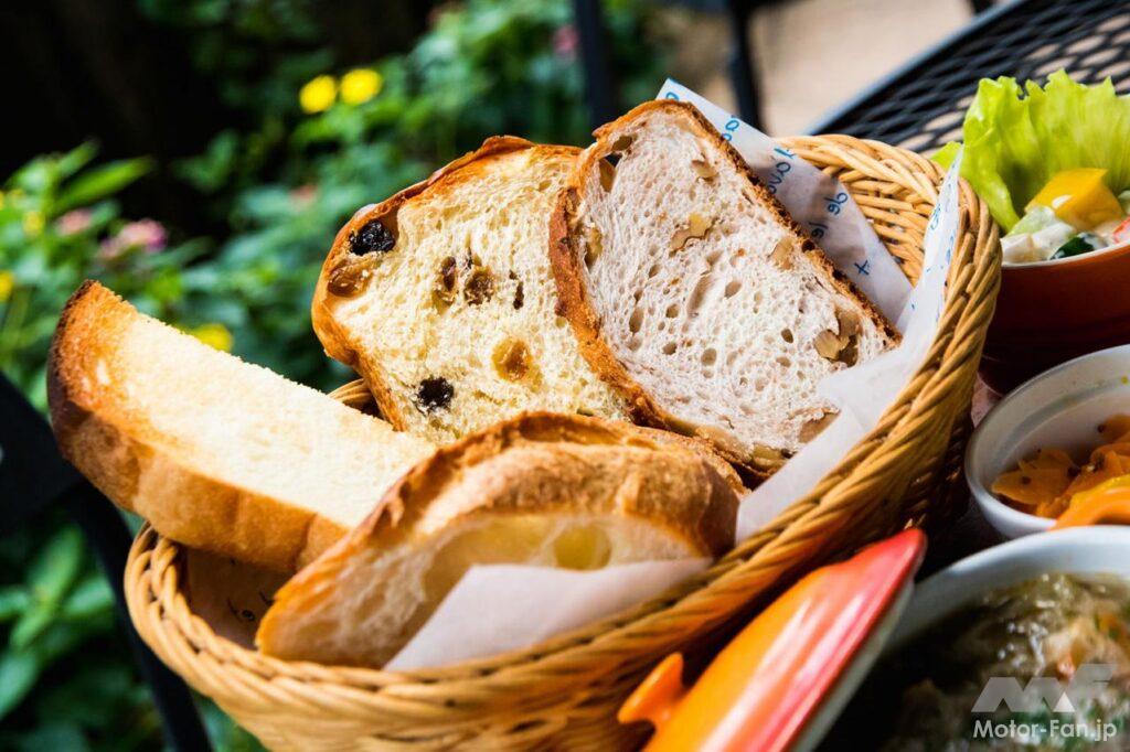 「まるで南フランスのようなテラスでおいしいパンが食べ放題！【東京・奥多摩ツーリング／第十六回　あきる野　ラ・フーガス】」の14枚目の画像
