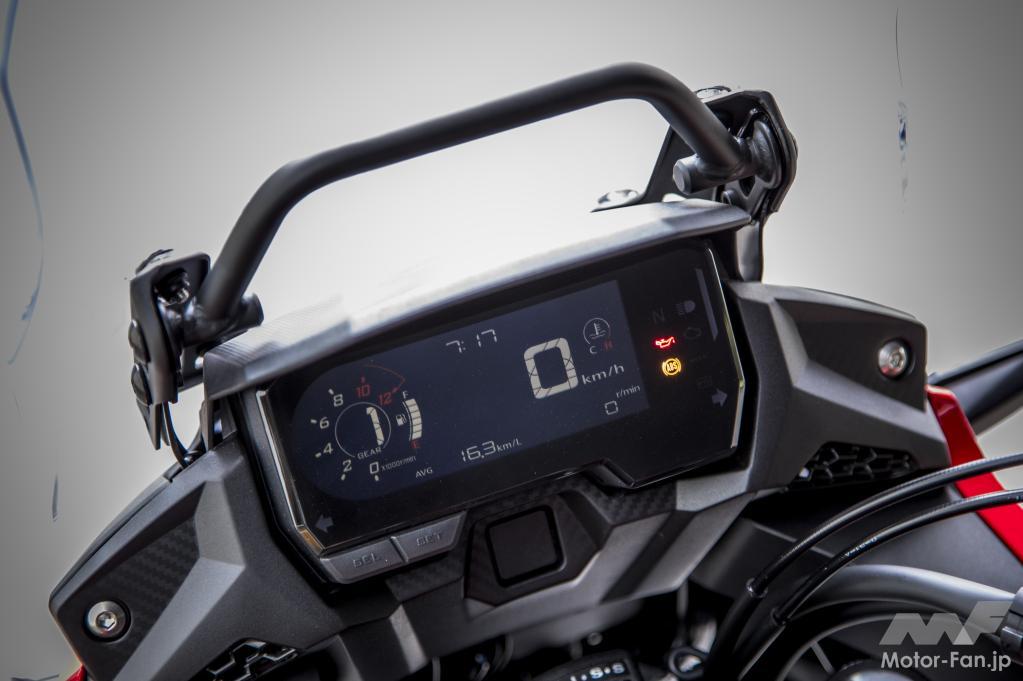 「【実走燃費28.6km/L】ホンダ・400Xは”何から何までちょうどいい”、そんなバイクである。」の23枚目の画像