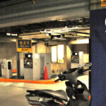 「「東京国際フォーラム」 に出来たバイク駐車場に実際に停めてみた。料金は上限500円、セキュリティ万全、大型バイクも安心の余裕のスペース！」の4枚目の画像ギャラリーへのリンク