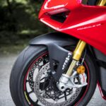 「お値段”300万円超”のバイクはナニがスゴい？ MotoGPマシンに最も近い「パニガーレV4」でいざ箱根へ。」の10枚目の画像ギャラリーへのリンク
