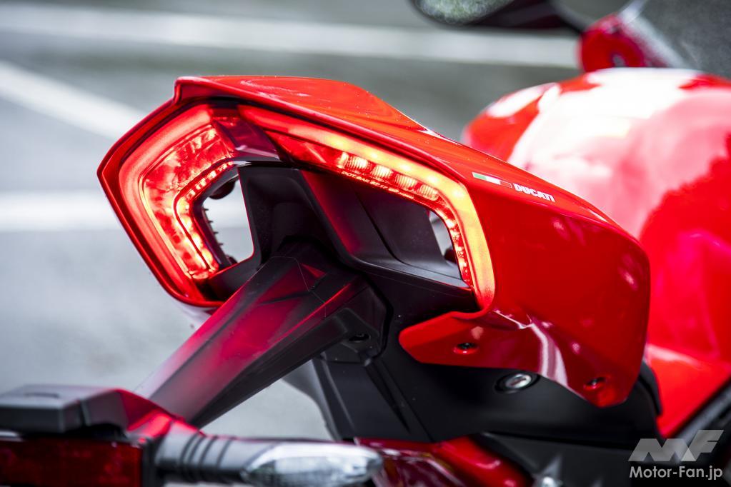 「お値段”300万円超”のバイクはナニがスゴい？ MotoGPマシンに最も近い「パニガーレV4」でいざ箱根へ。」の19枚目の画像