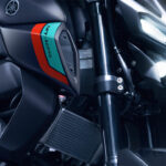 「125ccバイクにも5インチTFTメーターが装備の時代！　ヤマハ、欧州で新型「MT-125」を発表！｜トラコン装備」の26枚目の画像ギャラリーへのリンク