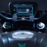「125ccバイクにも5インチTFTメーターが装備の時代！　ヤマハ、欧州で新型「MT-125」を発表！｜トラコン装備」の30枚目の画像ギャラリーへのリンク