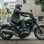 「国内発売決定！新型ホンダ・レブル1100Tはハーフカウル＆サドルバッグ付のツアラー仕様【EICMA2022】」の17枚目の画像ギャラリーへのリンク