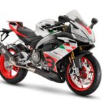 「ヨーロッパで最も売れているスポーツバイク、アプリリアRS660にスペシャルエディションの「Extrema」！　EICMA2022で登場」の1枚目の画像ギャラリーへのリンク