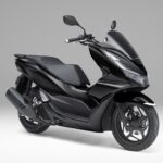 「シート表皮がブラックに！　ホンダ・「PCX」と「PCX160」を発売」の5枚目の画像ギャラリーへのリンク