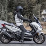 「ただの街乗りバイクじゃない！　安心パフォーマンスのスクーターのホンダフォルツァ。寒い日はトラコン＆電動スクリーンが大活躍でした。」の15枚目の画像ギャラリーへのリンク