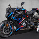 「BMWで“M”を冠するオートバイは2台目、究極ネイキッド「M1000R」がデビュー！」の1枚目の画像ギャラリーへのリンク