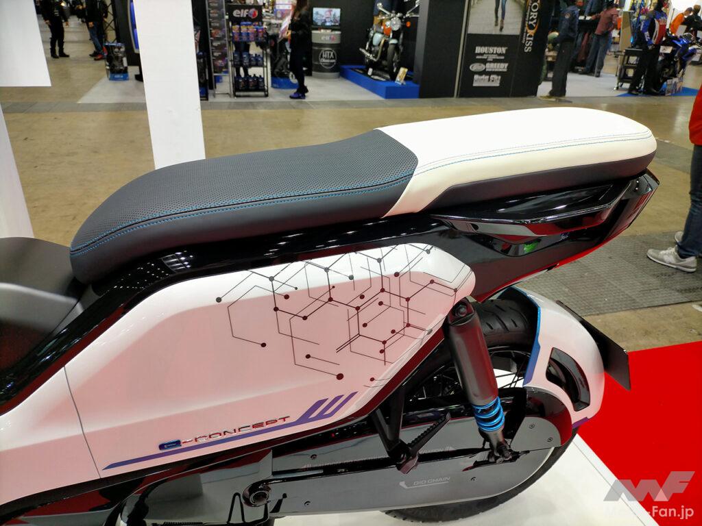 「大手チェーンメーカー「D.I.D」が電動バイクを製作！　外装・フレーム・足周りは独自開発。e-CONCEPT｜大阪・東京モーターサイクルショー2023」の17枚目の画像