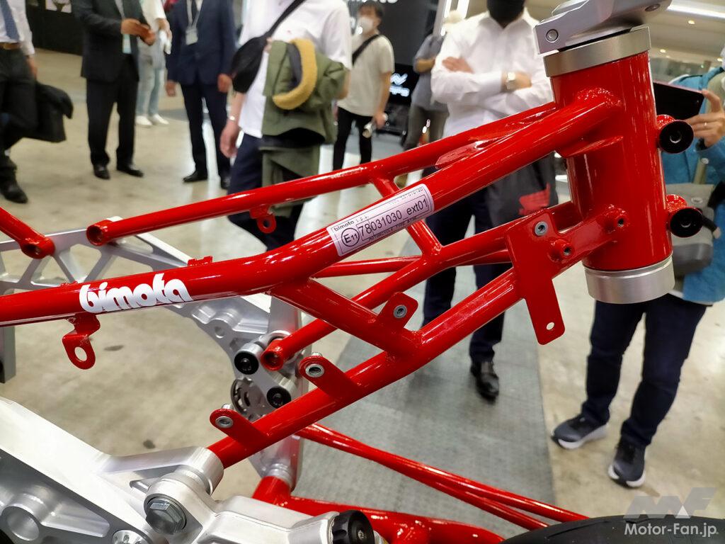 「イタリア車「ビモータ TESI-3D」はフロントにもスイングアームを装備！先進のハンドリング獲得に成功したフレーム＆足周りの構造を徹底チェック｜大阪・東京モーターサイクルショー2023」の18枚目の画像