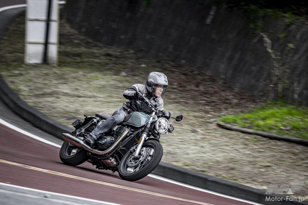 「バーチカルツインのシンプル系バイク、クロムウェル1200試乗記｜ボンネビルT120を標榜したBRIXTONのフラッグシップモデル」の35枚目の画像
