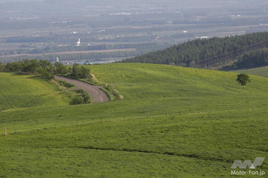 「【北海道河東郡】バイクで行きたいツーリングスポット｜広大な景色に圧倒される「ナイタイ高原」」の4枚目の画像