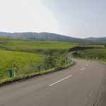 「【北海道河東郡】バイクで行きたいツーリングスポット｜広大な景色に圧倒される「ナイタイ高原」」の1枚目の画像ギャラリーへのリンク