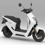 「ホンダの新型電動スクーター「EM1 e:」 、航続距離は”ロードパル”、乗り味は”優しい”。」の6枚目の画像ギャラリーへのリンク