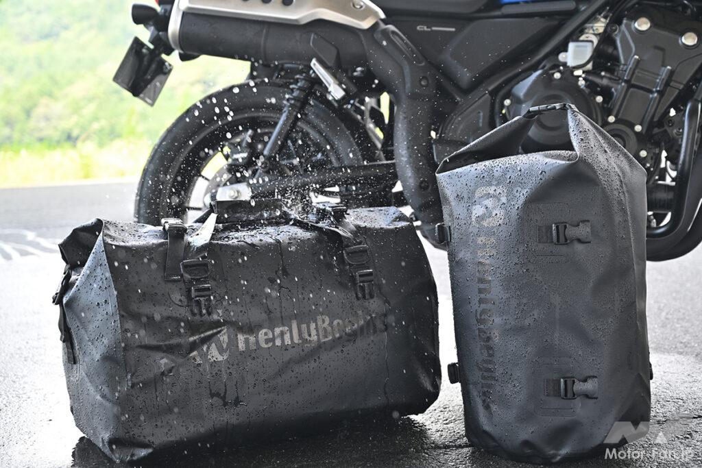 「雨に強いバイク用防水バッグ。サイズは30Lと60L。｜デイトナ」の2枚目の画像