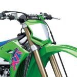 「カワサキKXシリーズから90年代デザインの記念モデル！「KX450 50th Anniversary Edition」「KX250 50th Anniversary Edition」を発売」の9枚目の画像ギャラリーへのリンク