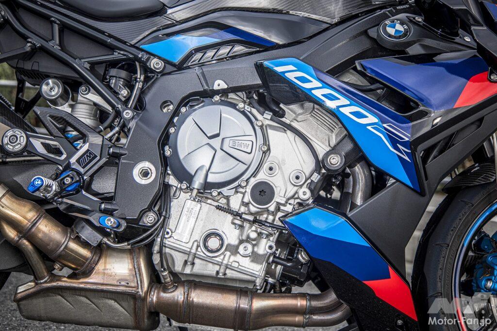 「210psのネイキッドバイク、パワーありすぎ？　実際どうなの？｜ BMW M1000R試乗記」の17枚目の画像