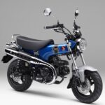 「ホンダ・ダックス125にニューカラー！　パールグリッターリングブルーが鮮やかカッコいい！」の1枚目の画像ギャラリーへのリンク