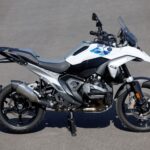 「【BMW・R1300GS海外試乗記】10年に一度のモデルチェンジ。バイク界のキング「GS」 の新たな時代への展開。軽量化、高出力化、そして一足飛びのアジリティーを見る。｜解説編」の31枚目の画像ギャラリーへのリンク