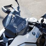 「【BMW・R1300GS海外試乗記】10年に一度のモデルチェンジ。バイク界のキング「GS」 の新たな時代への展開。軽量化、高出力化、そして一足飛びのアジリティーを見る。｜解説編」の19枚目の画像ギャラリーへのリンク