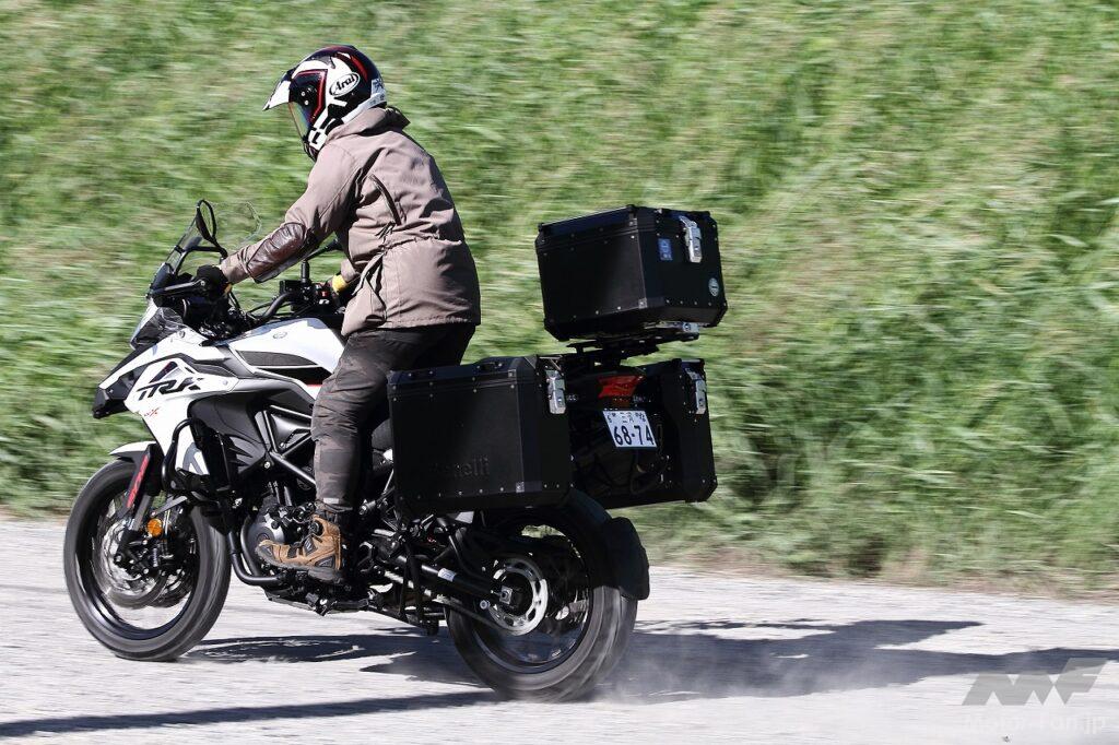 「イタリアで売れてるバイク、TRK502X。ベネリのミドルアドベンチャーに乗ってみた！」の19枚目の画像