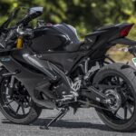 「【ヤマハ・YZF-R15】R125にプラス31cc＆4psアップすると……車体とのマッチングは最良。たまにいい汗を掻きたい人にピッタリ！」の6枚目の画像ギャラリーへのリンク