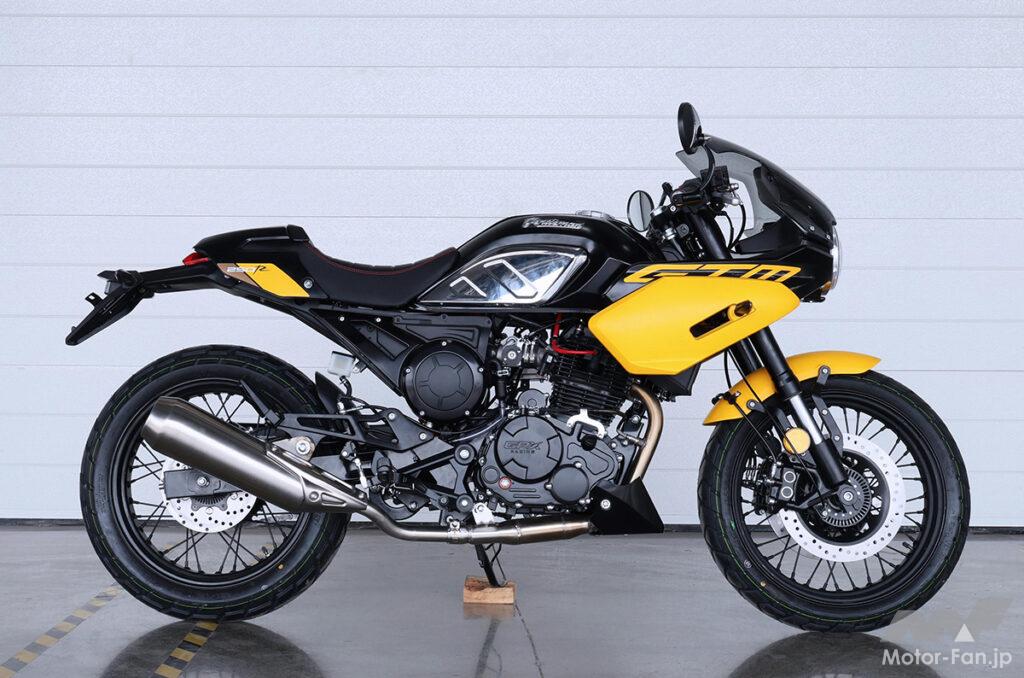 250ccバイク戦線に魅惑のカフェレーサーが登場！ 国内限定150台のGPX 