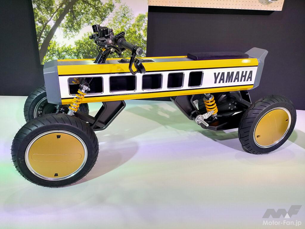 「キング・ケニーも駆ったヤマハ世界GPワークスのストロボカラー車も！　ヤマハが近未来型の小型コンセプトモデルを展示【東京オートサロン2024】」の12枚目の画像